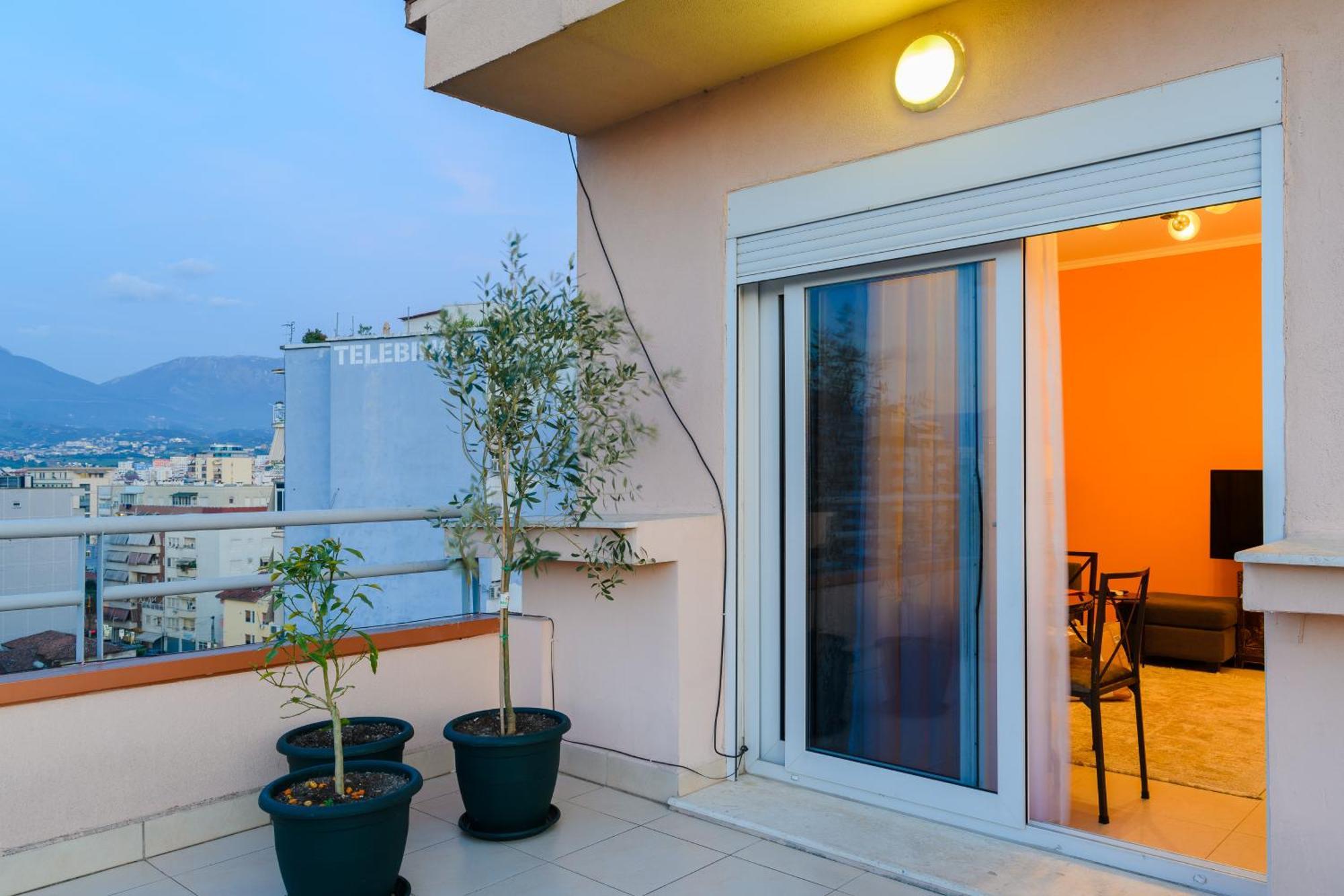 Terrace Tirana Cityscape 2 Exterior photo